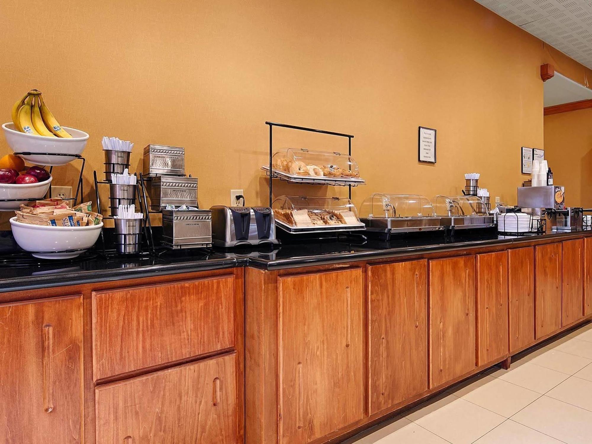 Best Western Plus Rose City Conference Inn Thomasville Exteriör bild